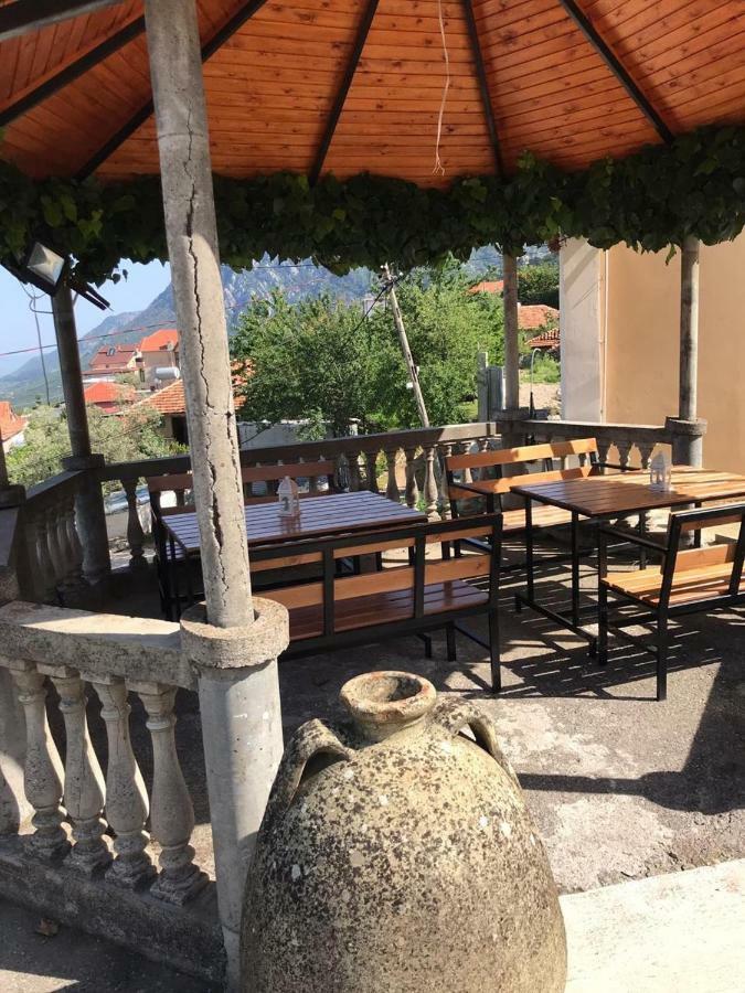 Bed and breakfast Vila Ama Krujë Extérieur photo